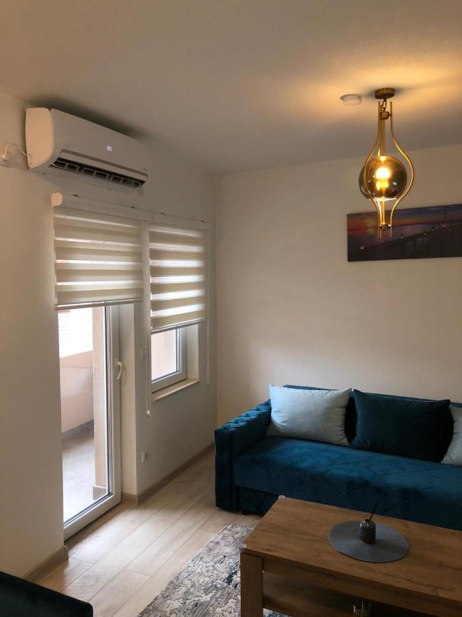 Koca Apartmani Нови-Пазар Экстерьер фото